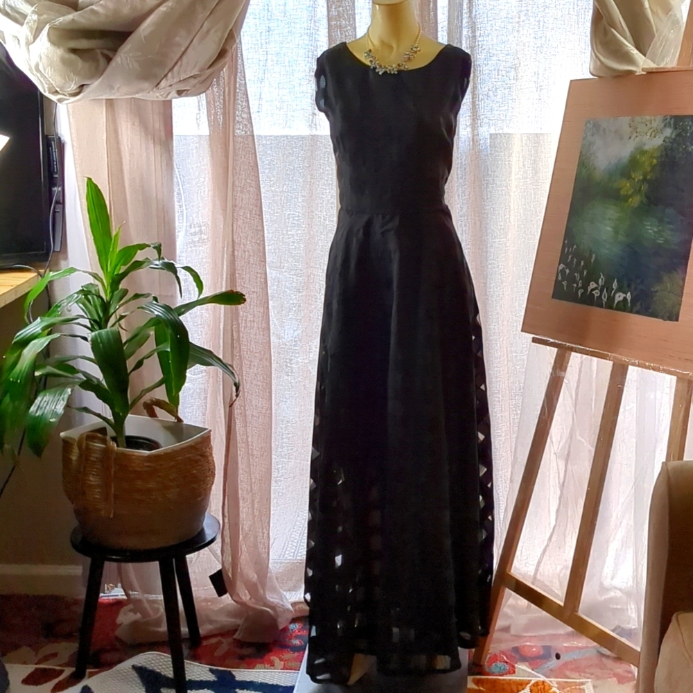 Charming & Elegant Black Dress Plus Size